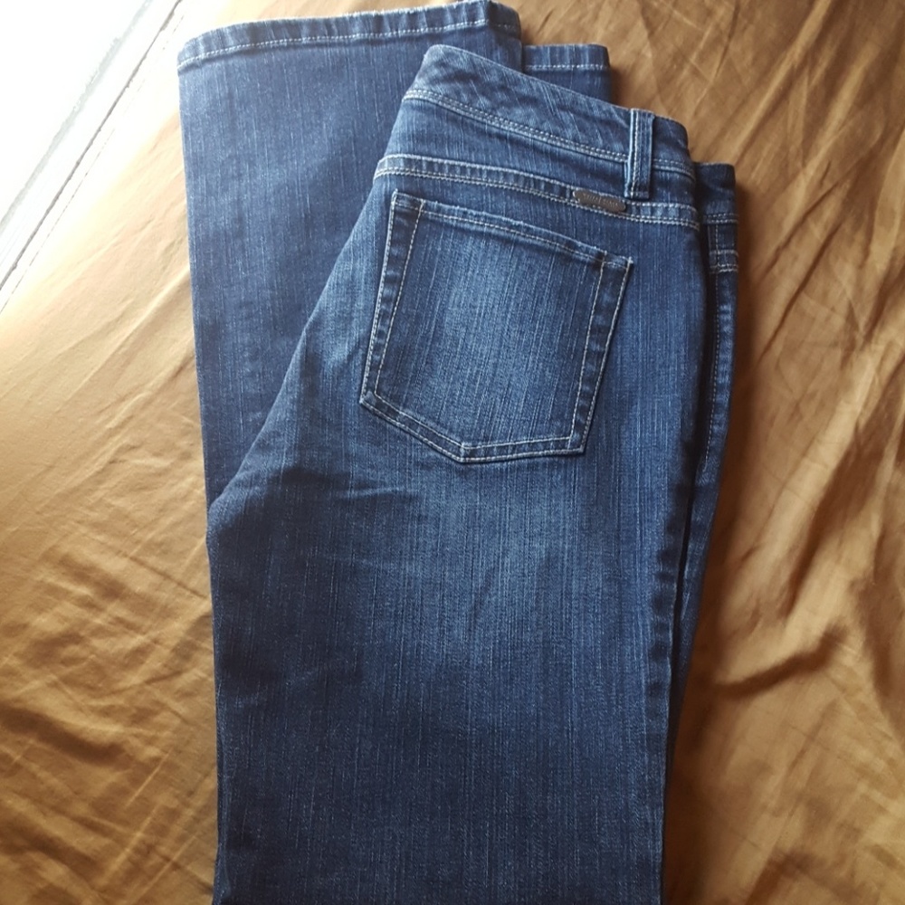 BNWOT WHBM Curvy Bootcut Jean